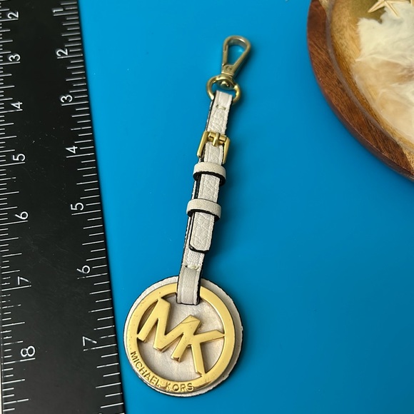 🖤Michael kors leather hangtag - Picture 1 of 10